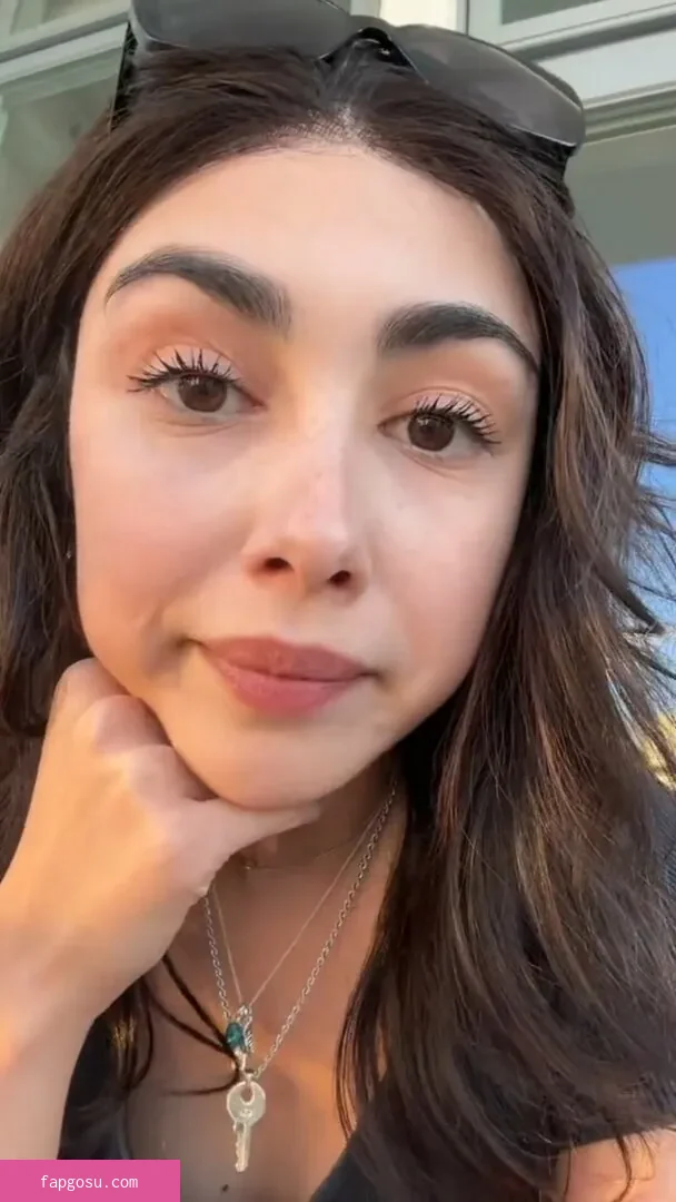 Alexa Mansour