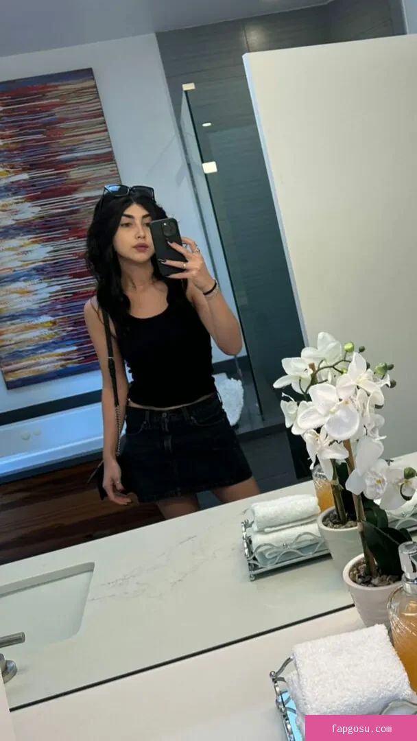 Alexa Mansour