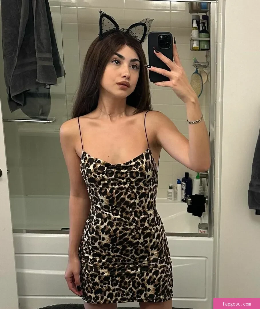 Alexa Mansour