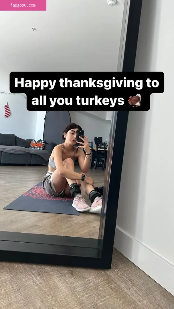 Alexa Mansour