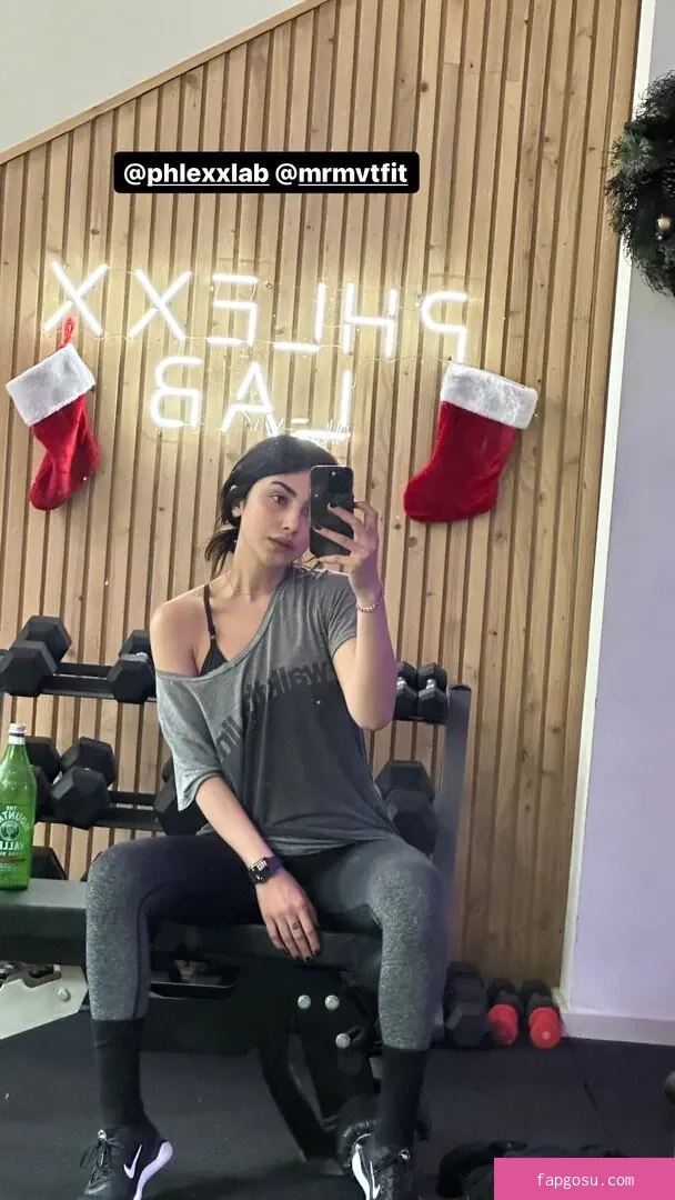 Alexa Mansour