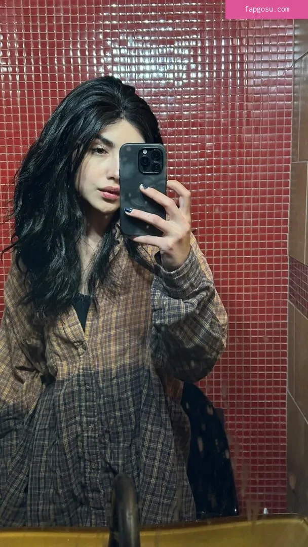 Alexa Mansour