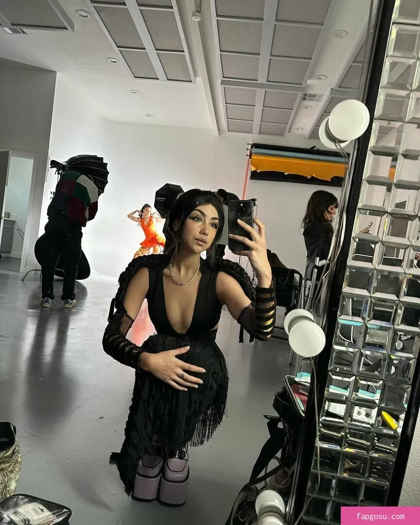 Alexa Mansour
