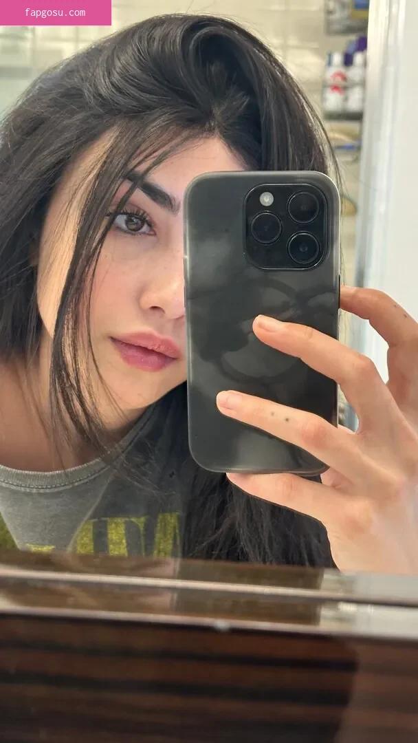 Alexa Mansour