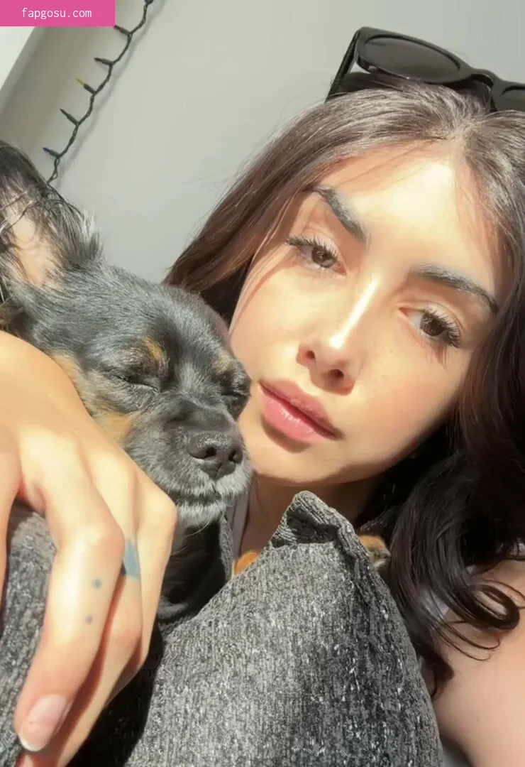 Alexa Mansour