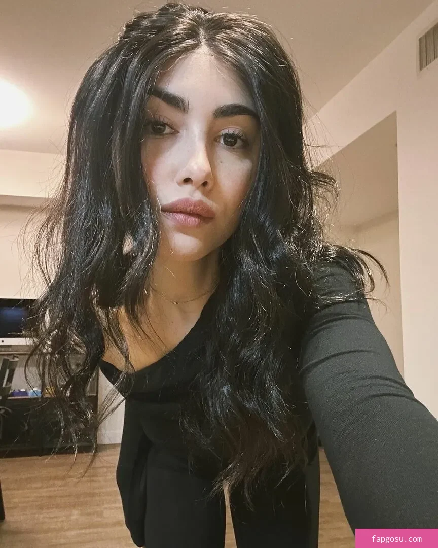 Alexa Mansour