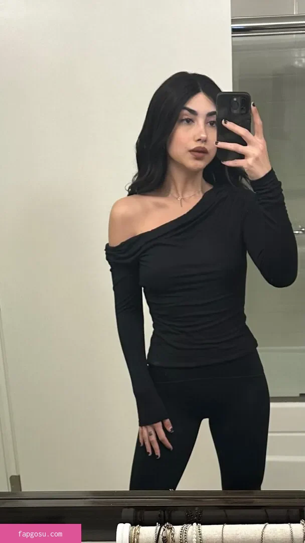 Alexa Mansour