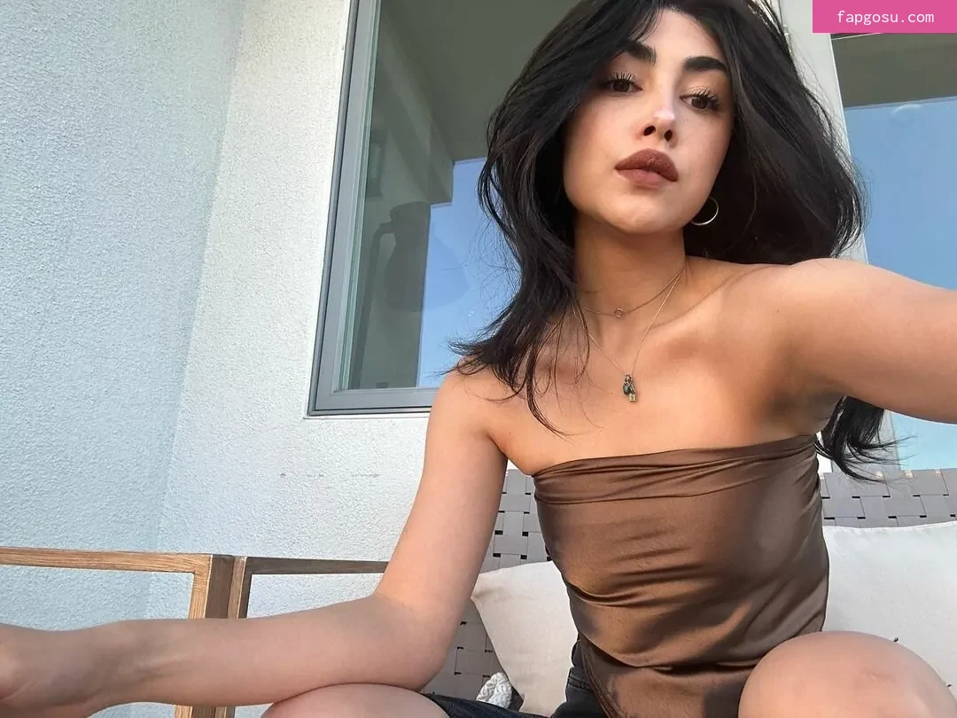 Alexa Mansour