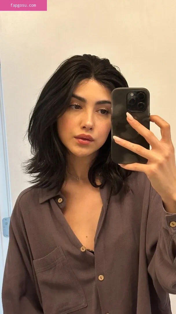Alexa Mansour