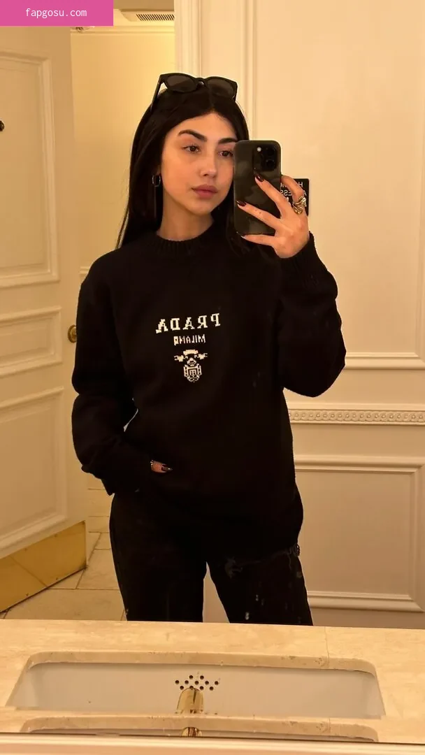Alexa Mansour