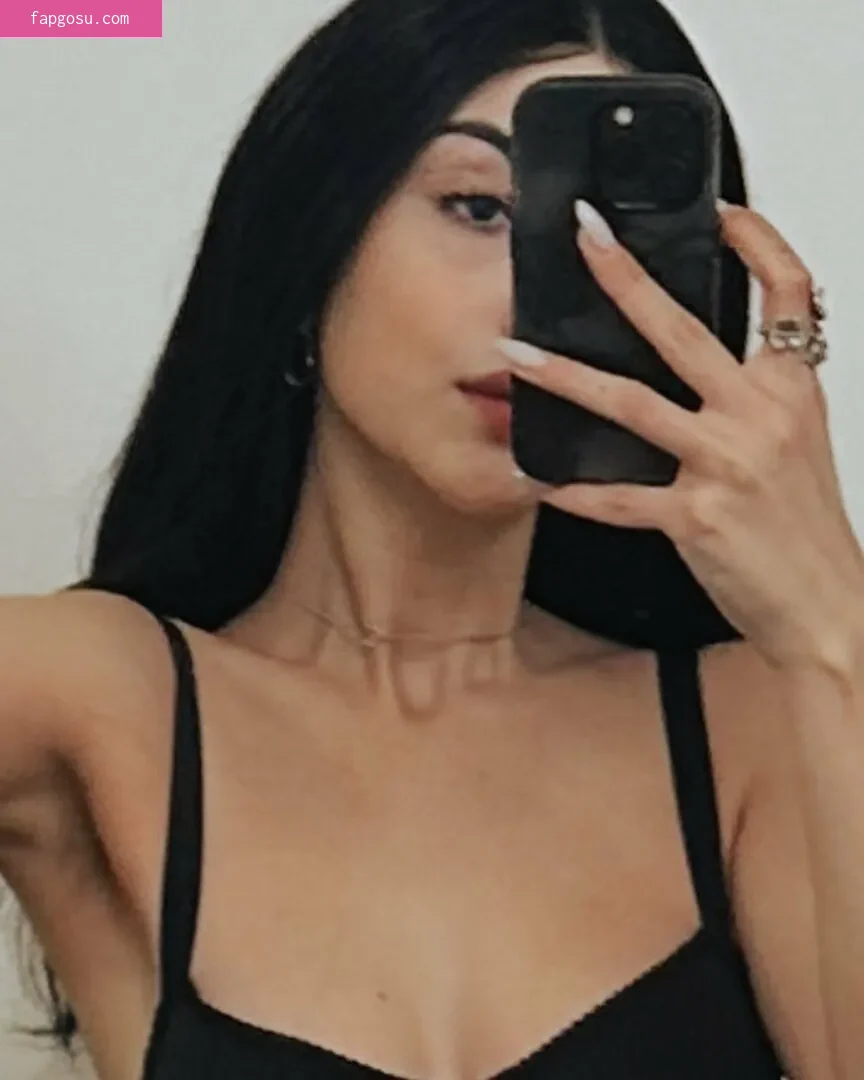 Alexa Mansour