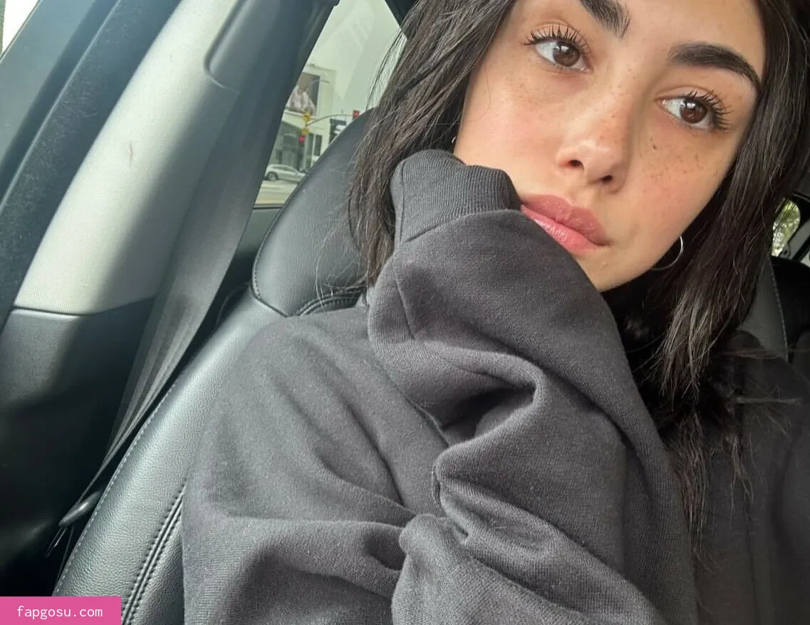 Alexa Mansour