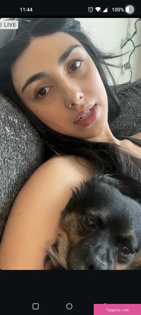 Alexa Mansour