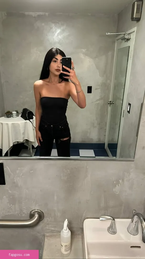 Alexa Mansour