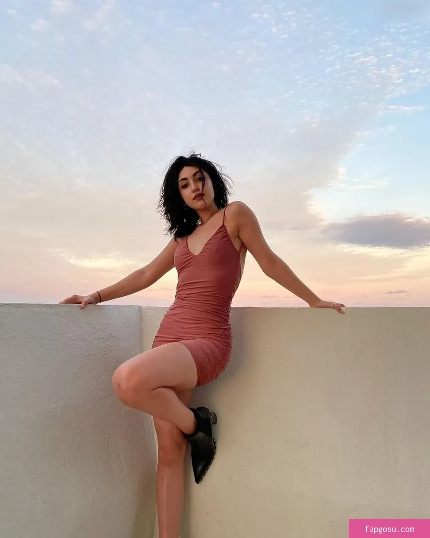 Alexa Mansour