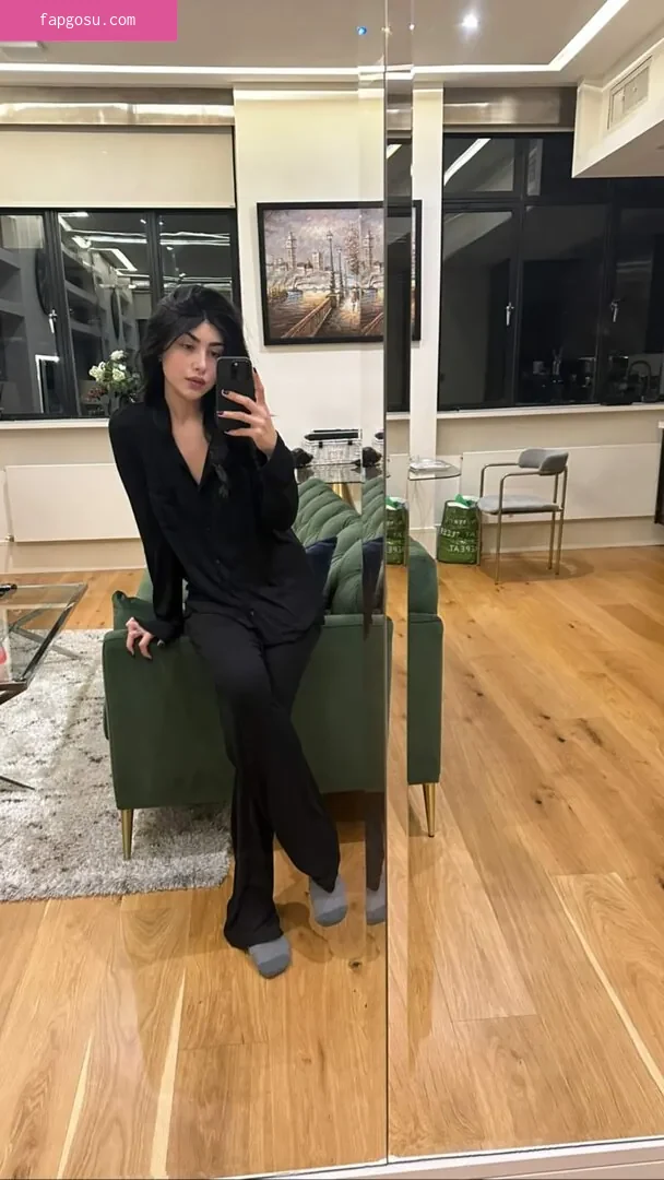 Alexa Mansour
