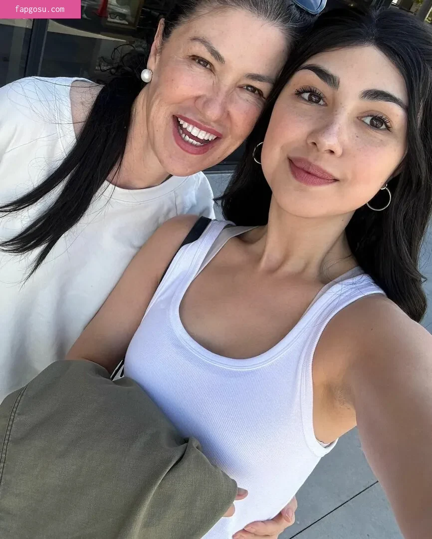 Alexa Mansour