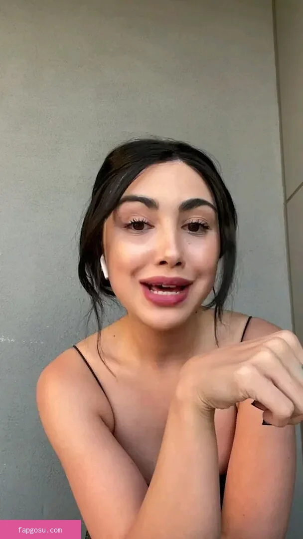 Alexa Mansour