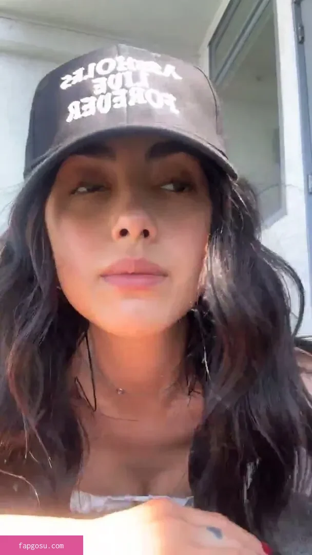 Alexa Mansour