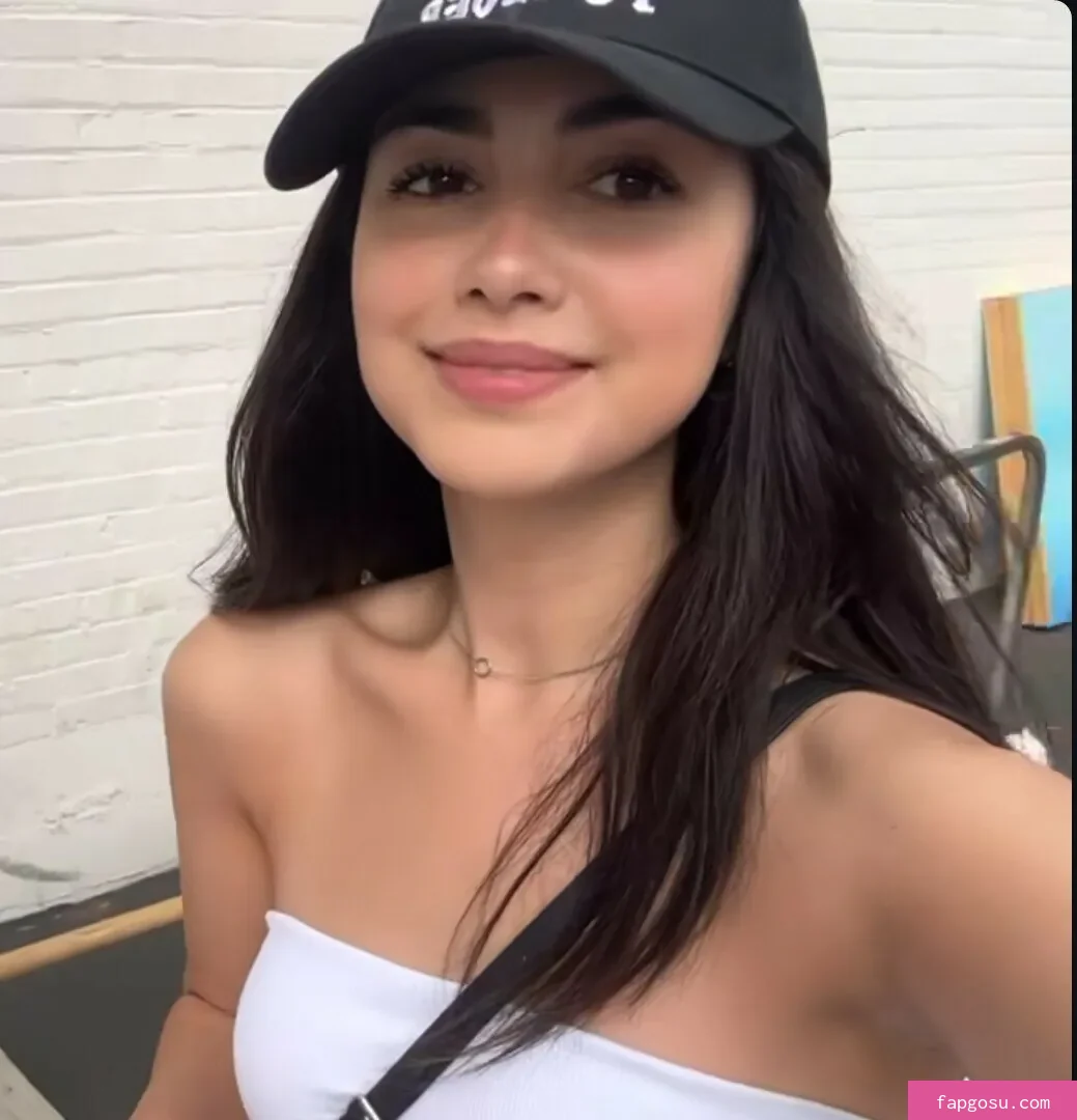 Alexa Mansour