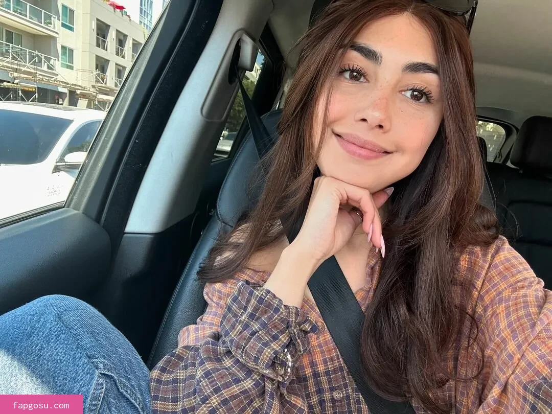 Alexa Mansour