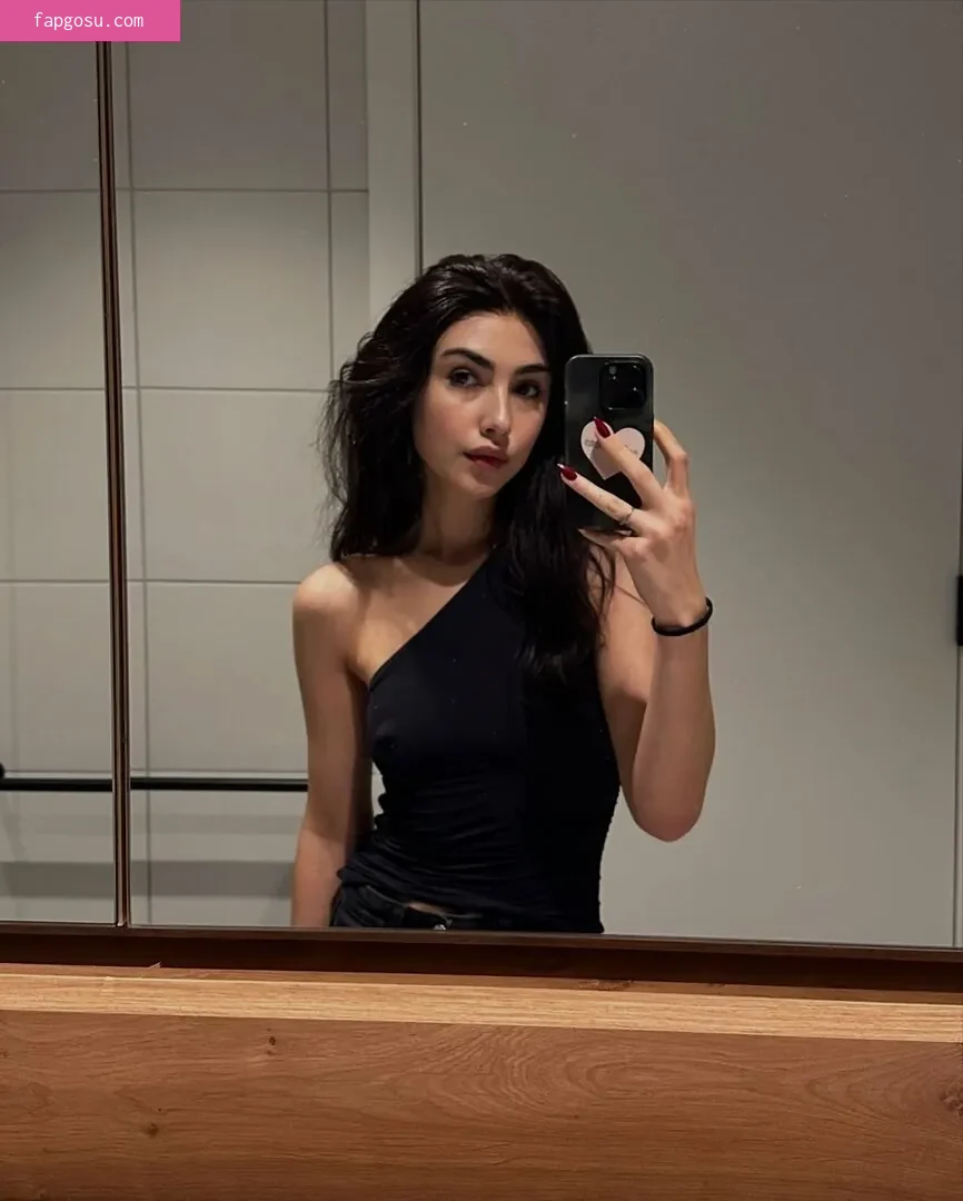 Alexa Mansour