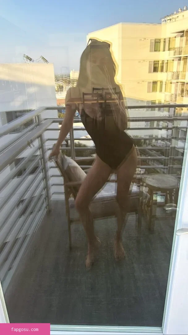 Alexa Mansour