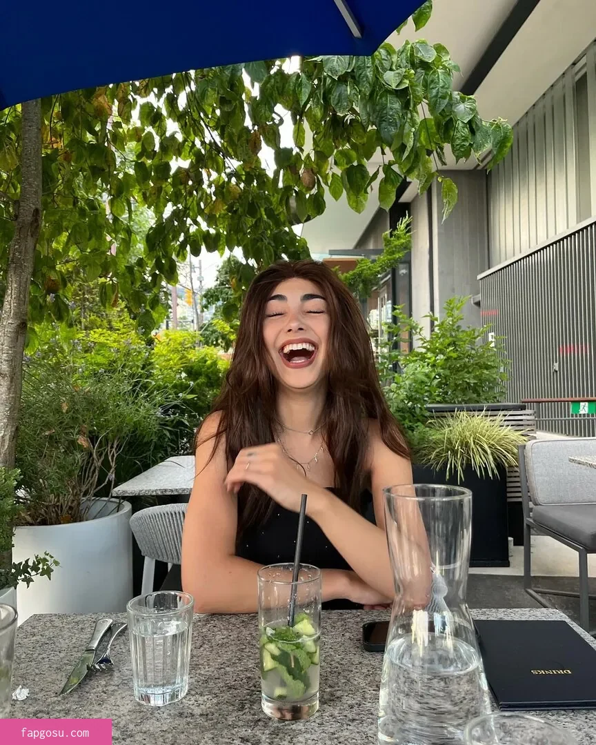 Alexa Mansour