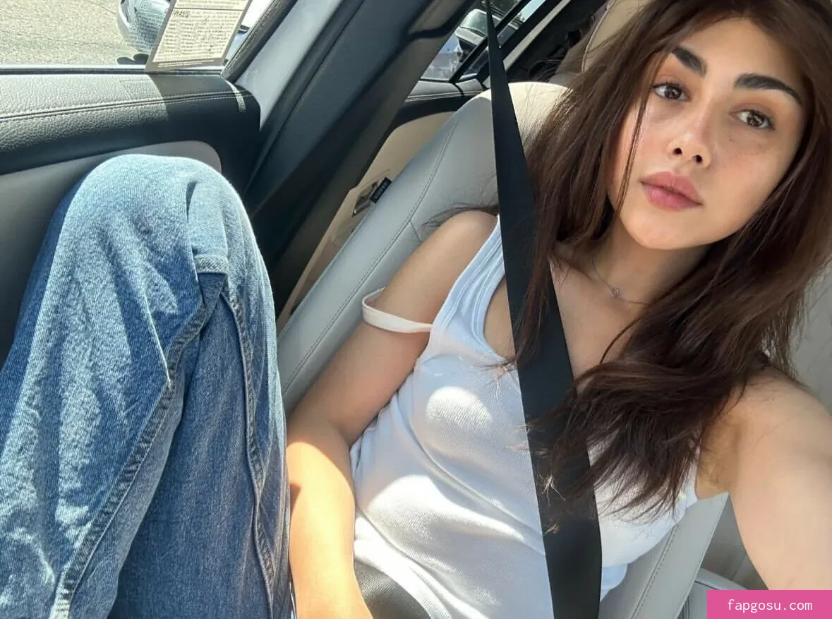 Alexa Mansour