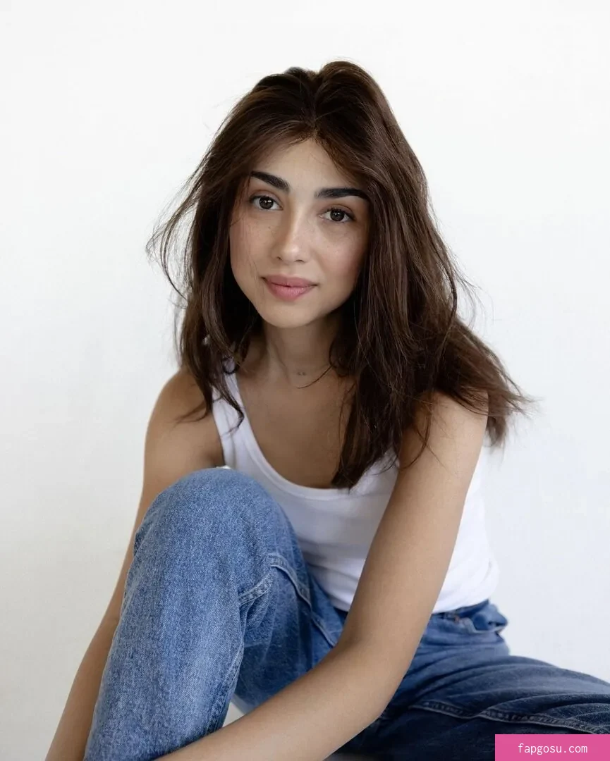 Alexa Mansour