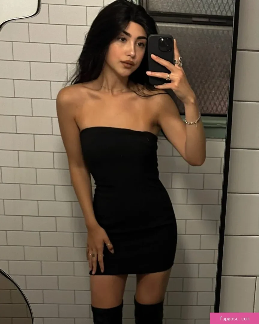 Alexa Mansour