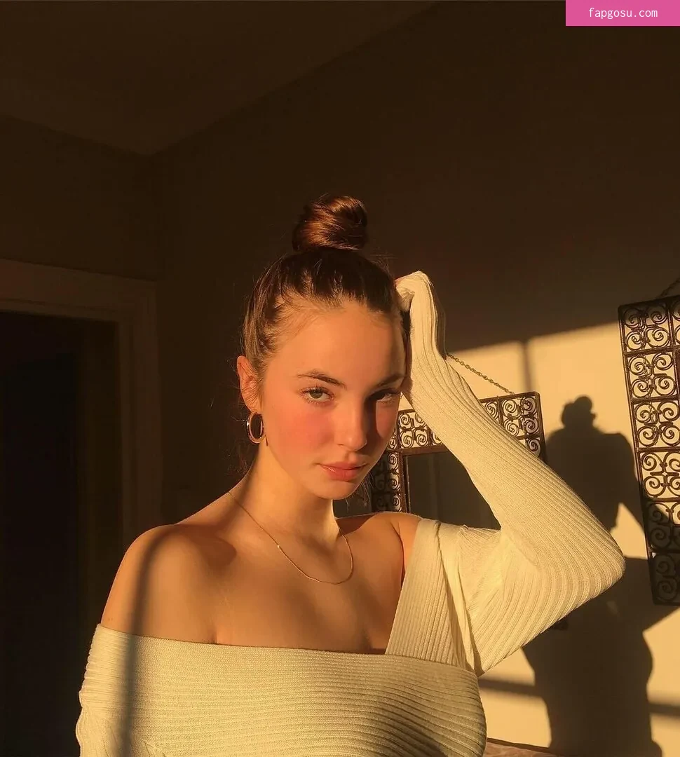 Amelie Manzoli