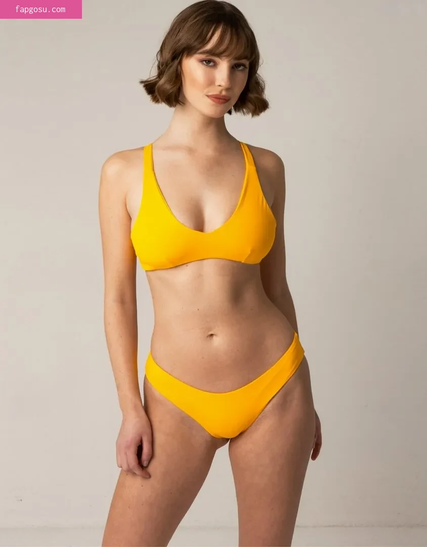 Amelie Manzoli