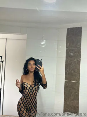 Ana Miguera content