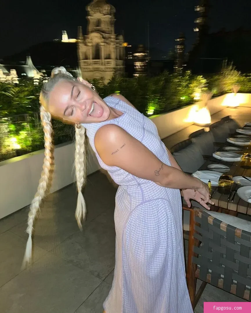 Anne-Marie