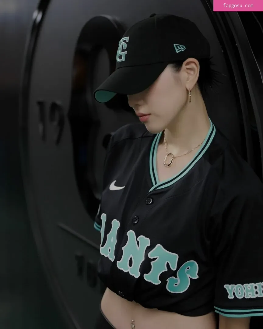 Ayaka Miyoshi