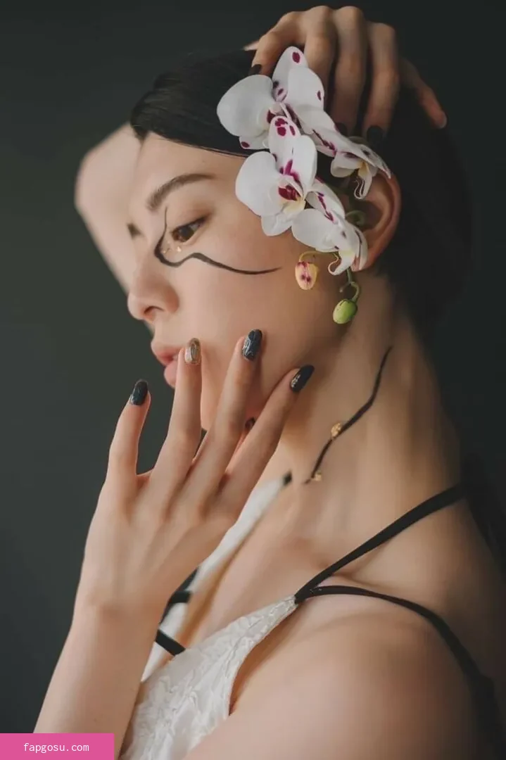 Ayaka Miyoshi