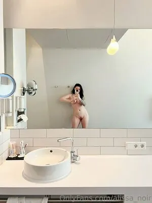 Alissa Noir