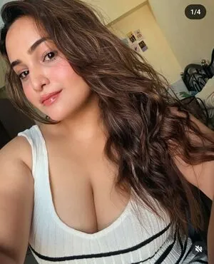 Aliya Naaz content