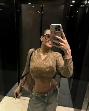 AngelaHuunt content