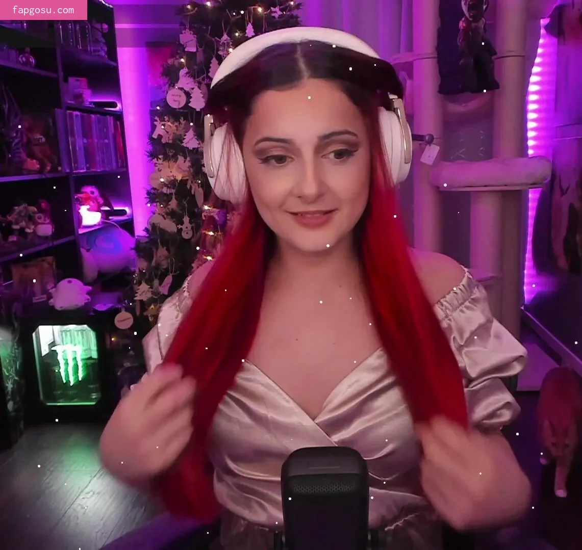 AnnieFuchsia