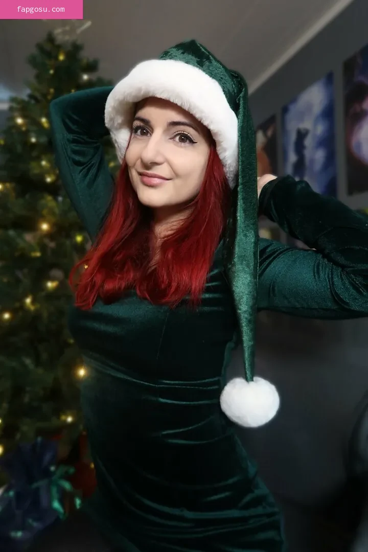 AnnieFuchsia