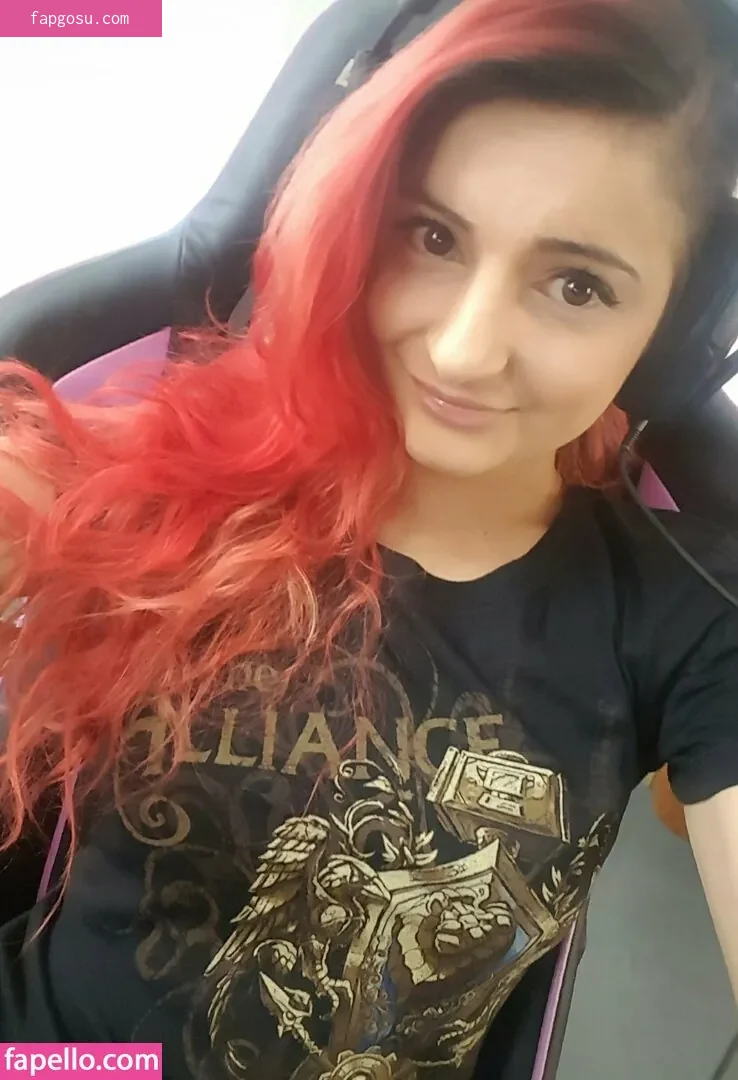 AnnieFuchsia