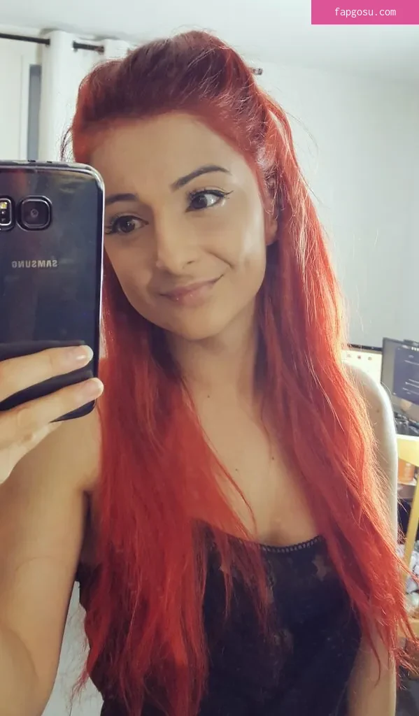 AnnieFuchsia