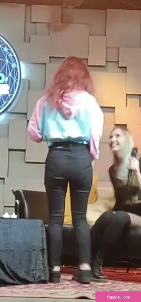 AnnieFuchsia