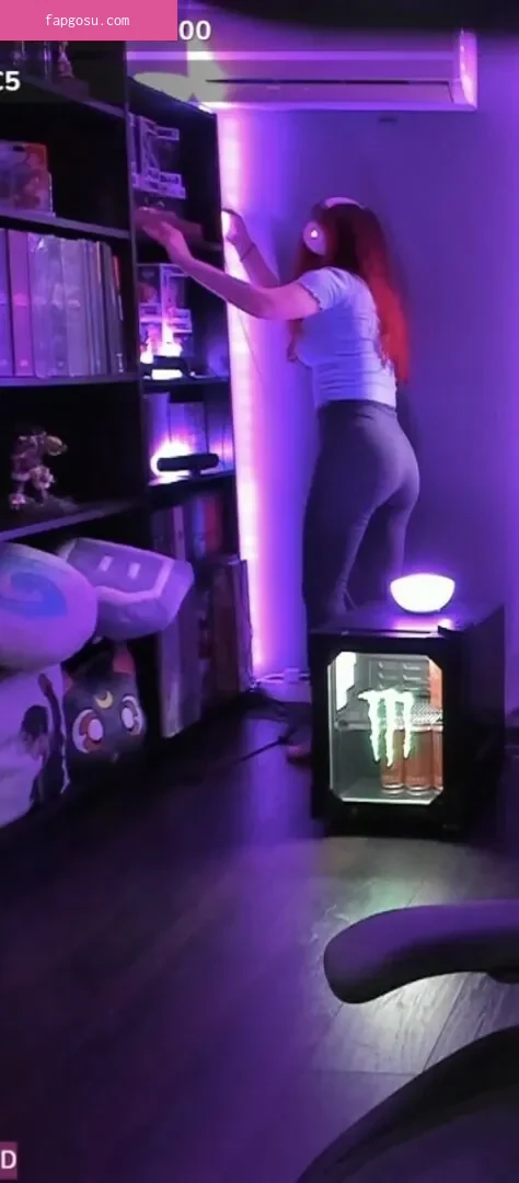 AnnieFuchsia