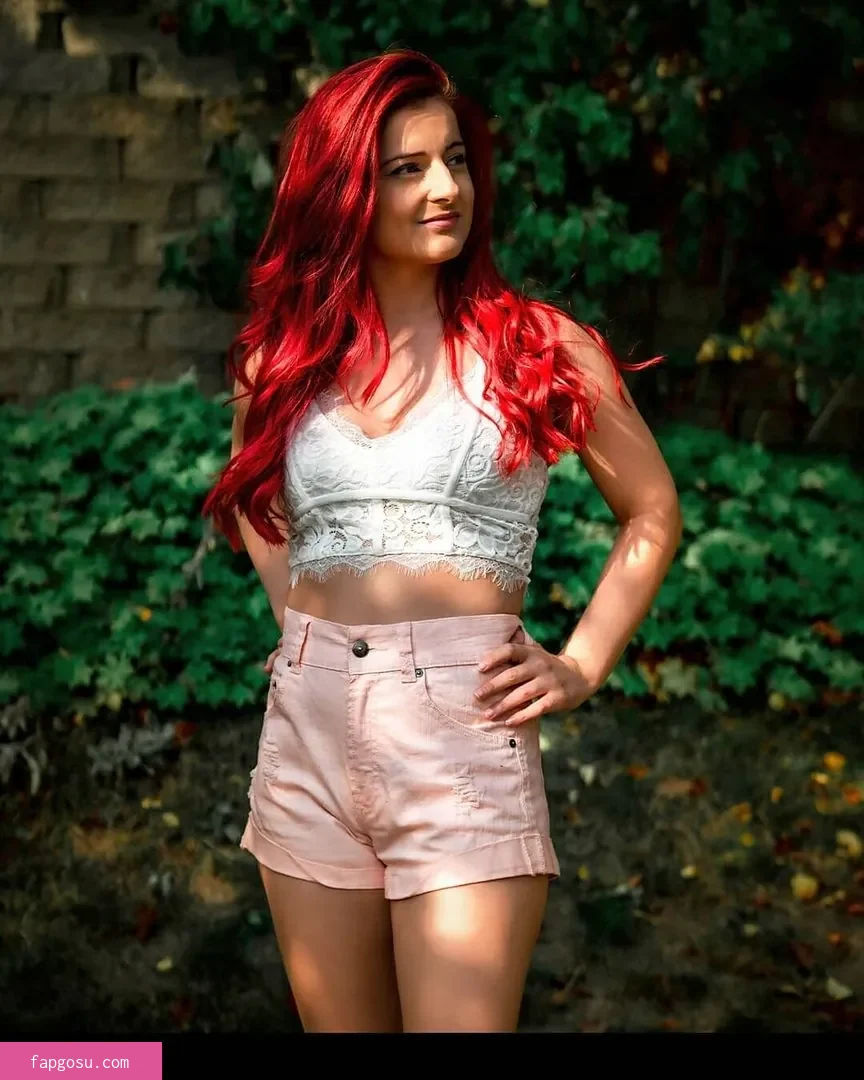 AnnieFuchsia