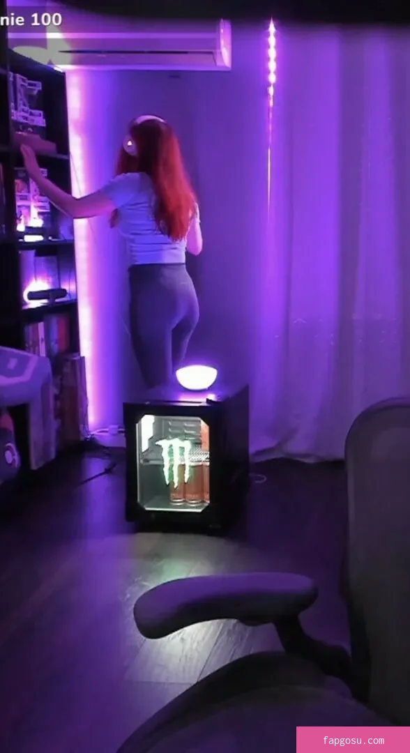AnnieFuchsia