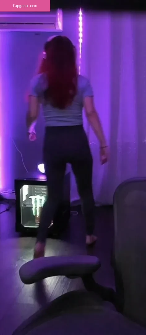 AnnieFuchsia