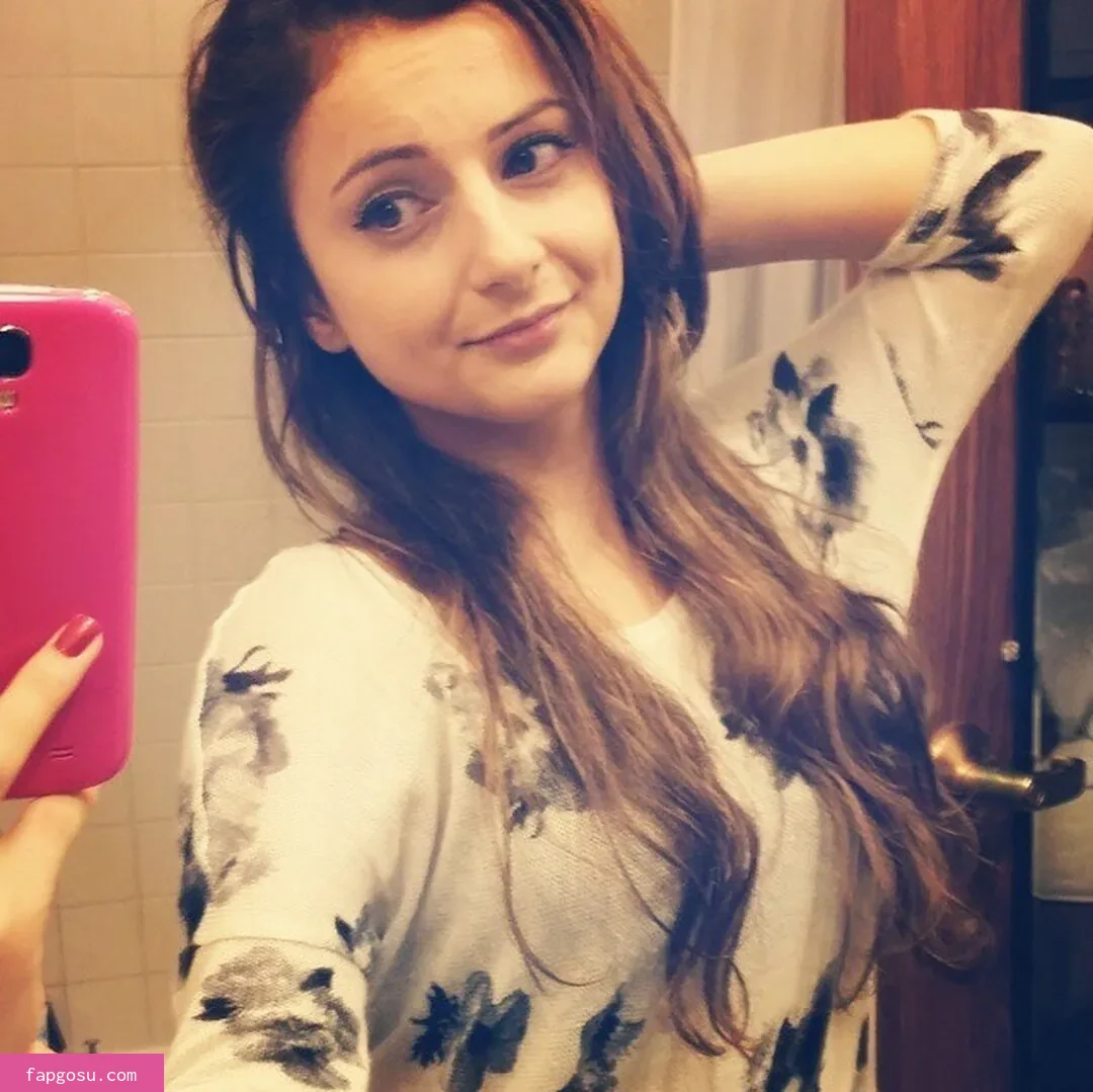AnnieFuchsia